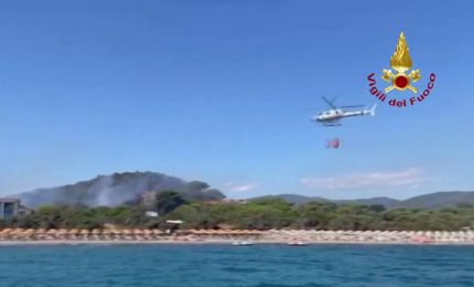 Incendio a Castiglione della Pescaia, 600 persone evacuate