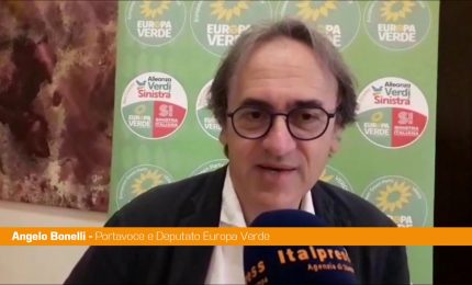 Bonelli "Necessaria alternativa al Governo, lo chiedono gli italiani"