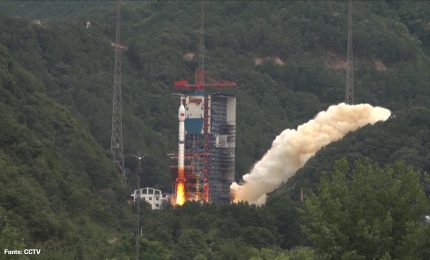 La Cina lancia in orbita un nuovo satellite