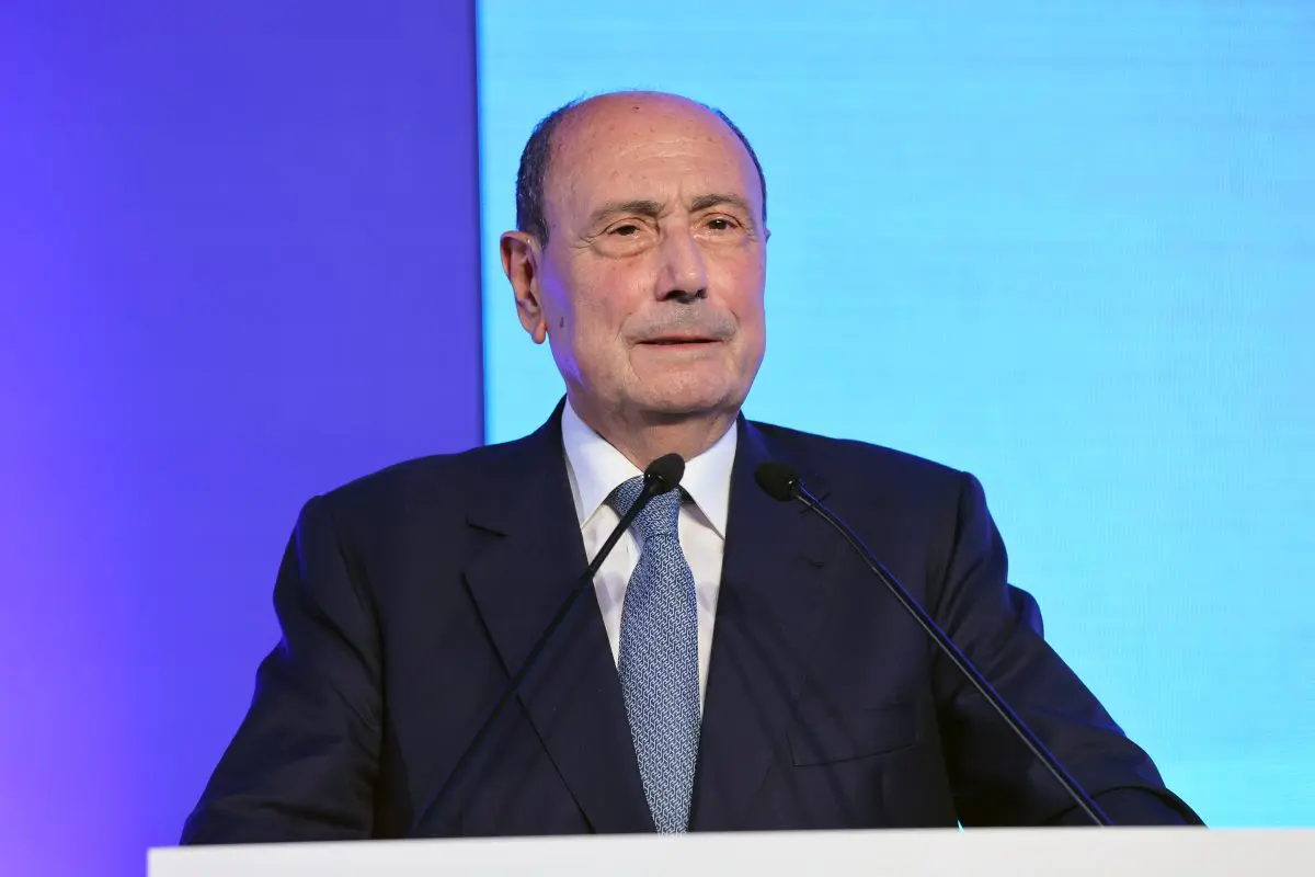 Schifani &ldquo;Pippo Baudo mancher&agrave; a tutti i siciliani&rdquo;