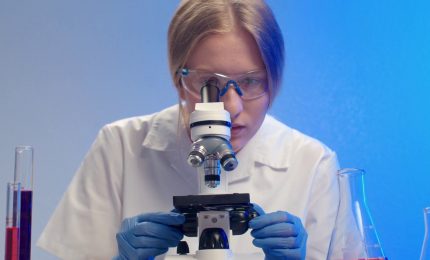 Hiv, scoperti i biomarcatori per sospendere le cure