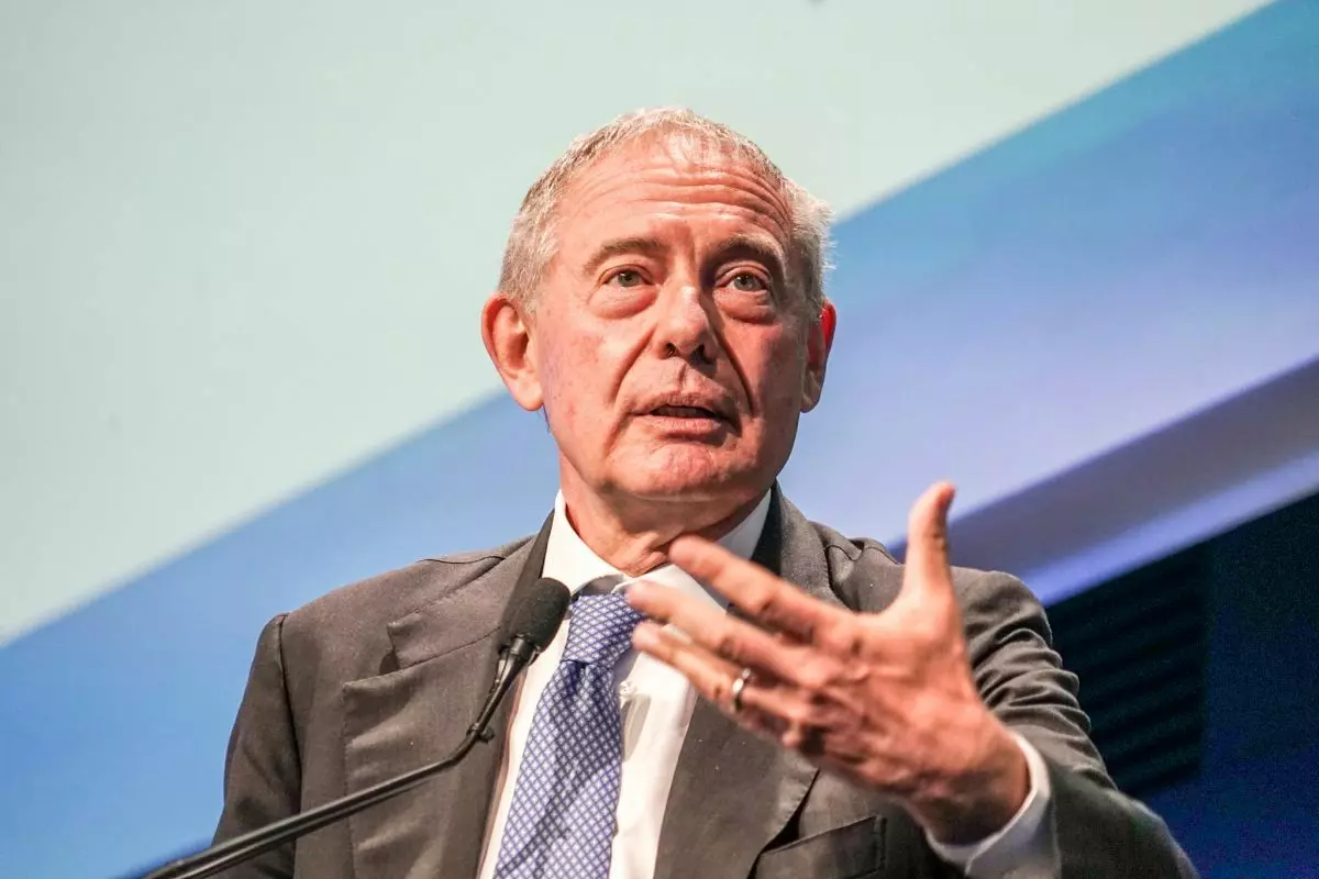 Urso &ldquo;Su StM intesa con i francesi, Catania sar&agrave; il primo sito produttivo&rdquo;