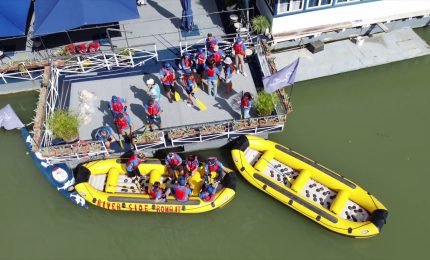 Volontari in azione sul Tevere, rimossi 100 kg di rifiuti galleggianti