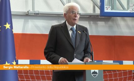 Mattarella "La scuola &egrave; un luogo di accoglienza e di rispetto"