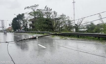 Vietnam, tifone causa 16 morti. Ventuno i dispersi