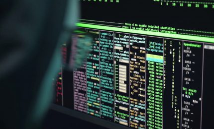 Aziende pi&ugrave; attente alla cybersicurezza, 1 mln di alert sul dark web