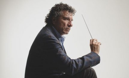 Sul podio della Foss sale Giancarlo Guerrero, vincitore di 6 Grammy Awards