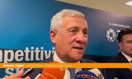 Tajani "Si pu&ograve; pensare alla detassazione della tredicesima"