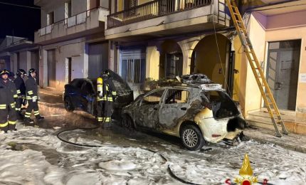 Vigili del fuoco salvano a Comiso due coniugi bloccati in casa da fiamme