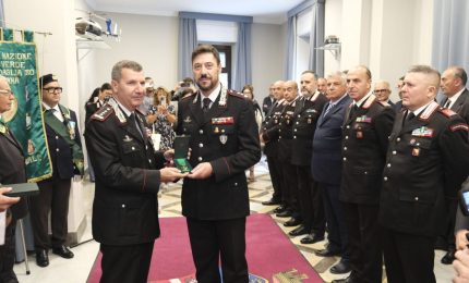 Il Generale dei Carabinieri Claudio Domizi consegna la Medaglia Mauriziana a 18 militari