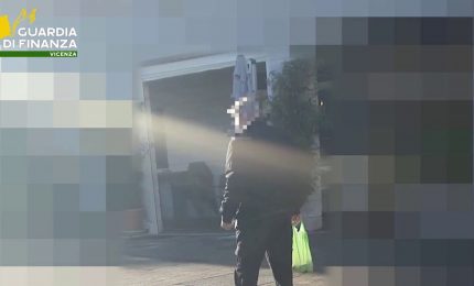 Si finge cieco per 50 anni, a Vicenza truffa da oltre un milione