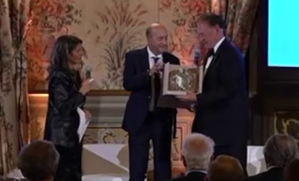 Al giudice Corte Suprema Usa il Premio della Fondazione Magna Grecia