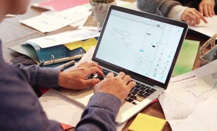 Imprese, ottimismo in calo sulle prospettive dell&rsquo;economia