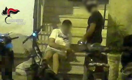Spacciavano droga nel napoletano, 5 arresti