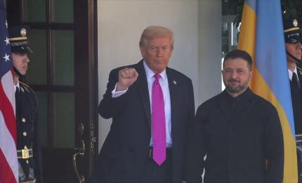 Trump accoglie Zelensky alla Casa Bianca, le immagini