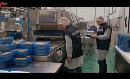 I Nas chiudono una piattaforma logistica di surgelati nel Catanese