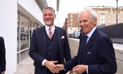 Giuli visita mostra Webuild EVOLUTIO, "Autobiografia dello sviluppo"