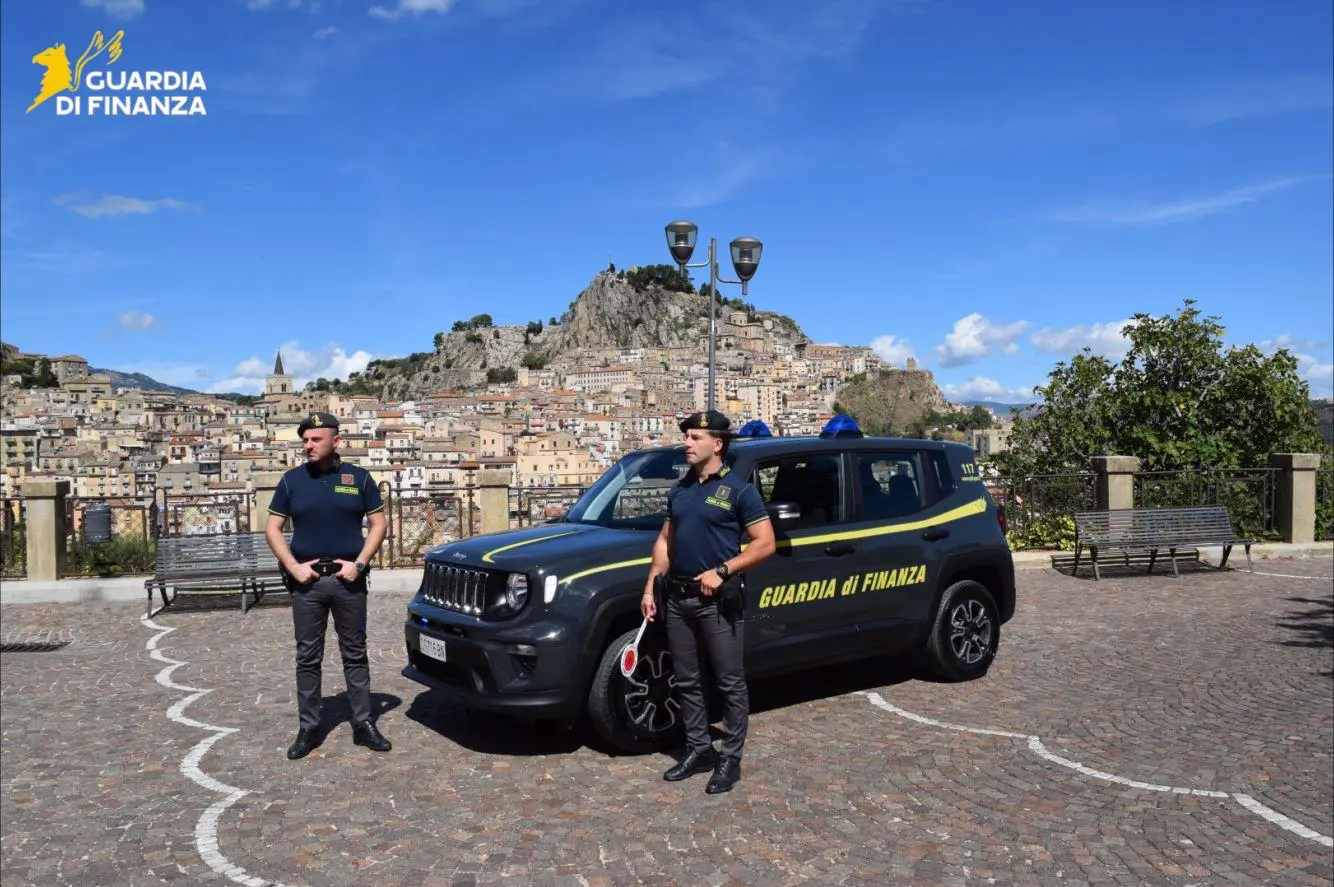 Reddito di Cittadinanza e Assegno di Inclusione indebitamente percepiti, 62 persone denunciate a Enna