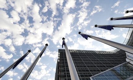 Ue, crescita costante nonostante le incertezze globali