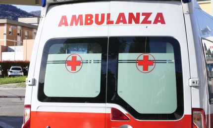 Investita da un&rsquo;auto nel Catanese, muore una donna di 63 anni