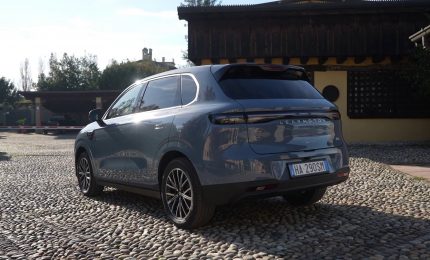 Da Leapmotor la B10, elettrica di media gamma