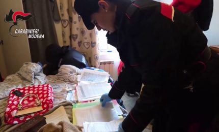 Documenti falsi per ingresso e soggiorno in Italia, 13 arresti