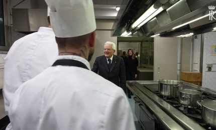 Nelle cucine del Quirinale tre ragazzi di Nisida aspiranti cuochi