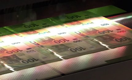 A ottobre salgono debito pubblico ed entrate tributarie