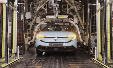La terza generazione della Nissan Leaf guarda al futuro