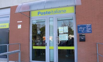 Poste, a Bari un corner dedicato alle esigenze delle famiglie