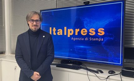 Seus 118, Castro &ldquo;Nelle ambulanze in arrivo defibrillatori di ultima generazione&rdquo;