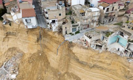 Frana a Niscemi, Esercito sul posto. Crosetto &ldquo;Difesa vicina alla comunit&agrave;, proteggendola e sostenendola&rdquo;
