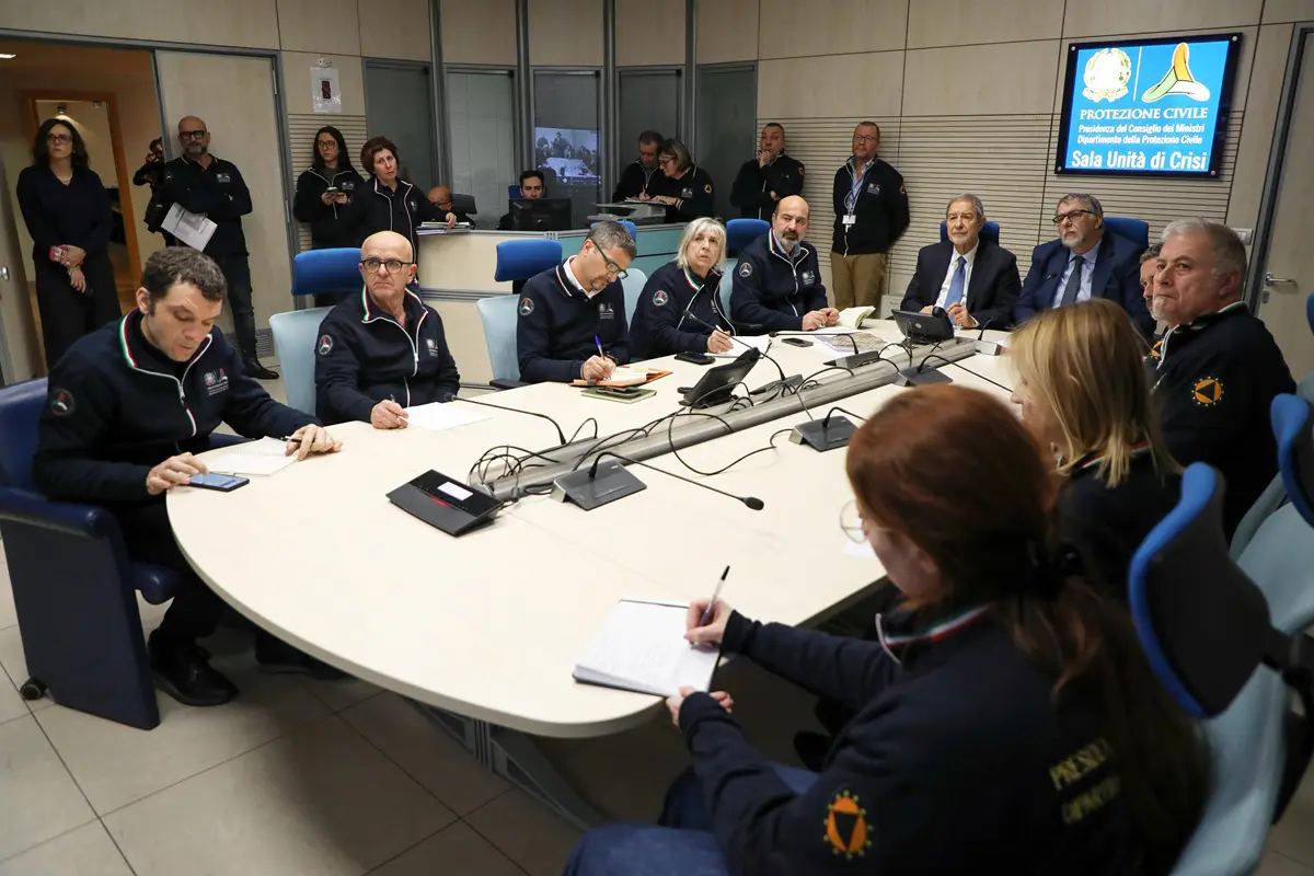 Frana a Niscemi, Musumeci &ldquo;1.500 persone coinvolte&rdquo;. Il sindaco &ldquo;Il fronte si &egrave; allargato, siamo molto preoccupati&rdquo;