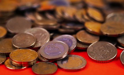 Inflazione, Eurostat corregge al ribasso il dato sull'inflazione