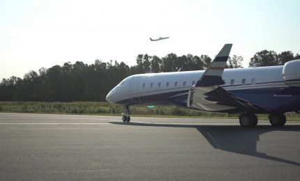 Regno Unito, al via un piano di investimenti per l&rsquo;aviazione ecologica