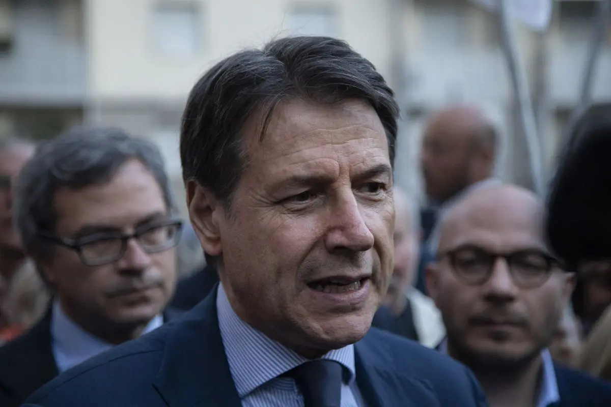 Conte nei territori colpiti dal maltempo &ldquo;Contento della visita di Mattarella, non bisogna spegnere i riflettori&rdquo;