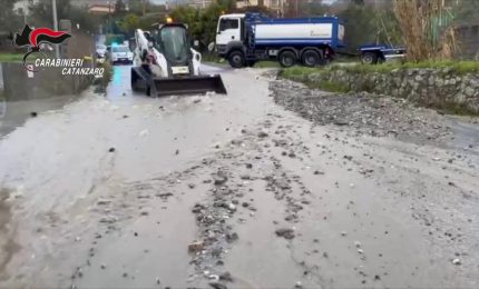 Frane e smottamenti a Catanzaro, carabinieri impegnati in tutta la provincia