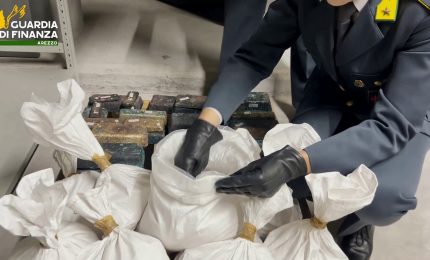 Frode fiscale nel commercio di argento, sequestrati beni per 15,7 mln di euro