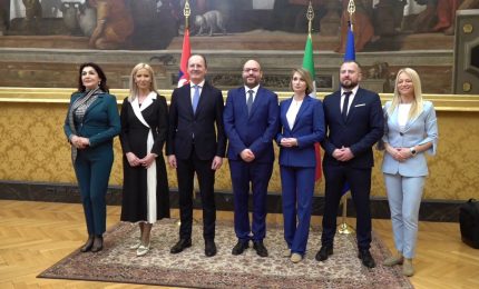 Camera, Fontana riceve una delegazione del Gruppo di amicizia Serbia-Italia