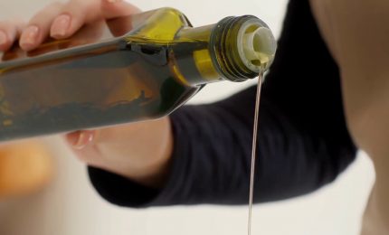 Olio d&rsquo;oliva, svolta nei prezzi dopo due anni di rincari