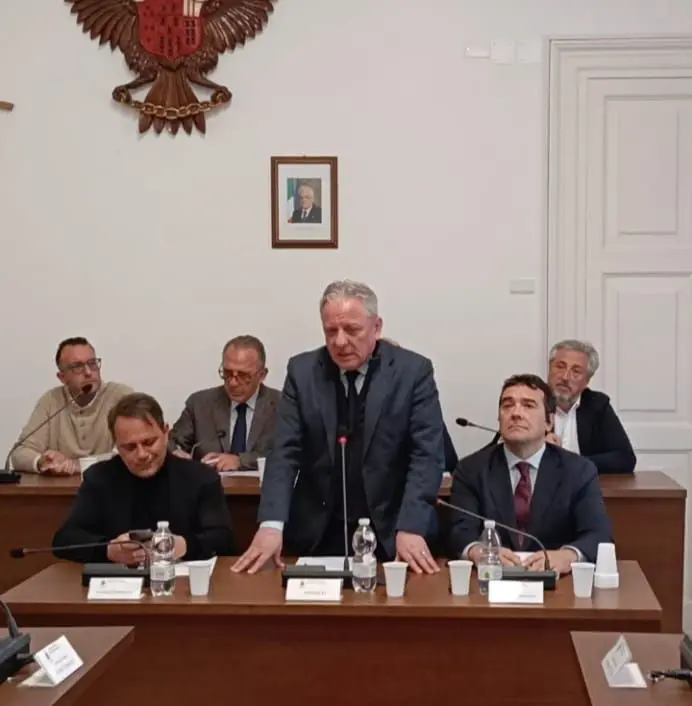 Anci Sicilia a Niscemi &ldquo;Il nostro abbraccio al Comune, stop Imu e Tari per i cittadini colpiti dalla frana&rdquo;