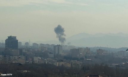 Iran: esplosioni a Teheran e raid Usa-Israele al quinto giorno di guerra