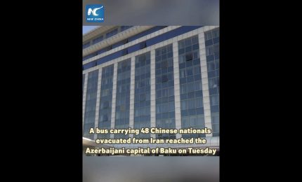 Cina: cittadini evacuati dall'Iran arrivano in Azerbaigian