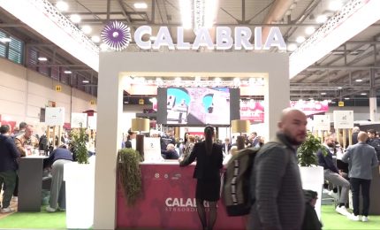 La Calabria protagonista al Vinitaly 2026 con 111 aziende