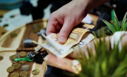 Ad aprile cala la fiducia di consumatori e imprese