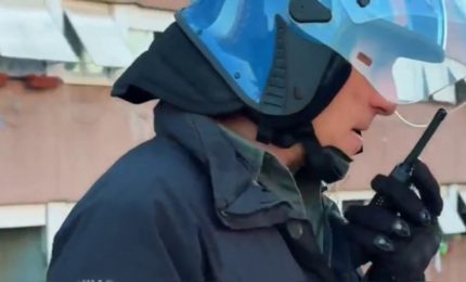 Sgomberato a Roma il centro sociale L38 Squat, le immagini