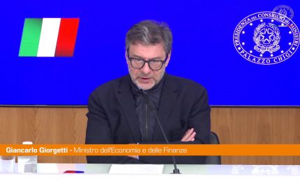 Accise sui carburanti, Giorgetti "Proroghiamo il taglio all'1 maggio"