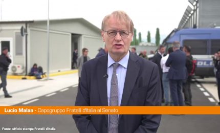 Migranti, Malan "I centri in Albania funzionano secondo i piani"