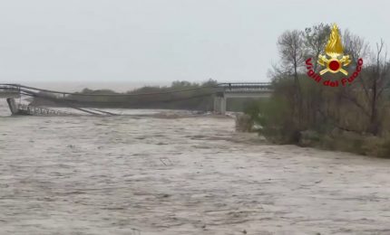 Maltempo in Molise, crolla ponte sulla SS16 a Montenero di Bisacci