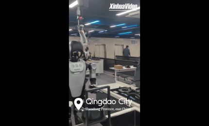 Cina, robot umanoidi addestrati per diventare assistenti intelligenti